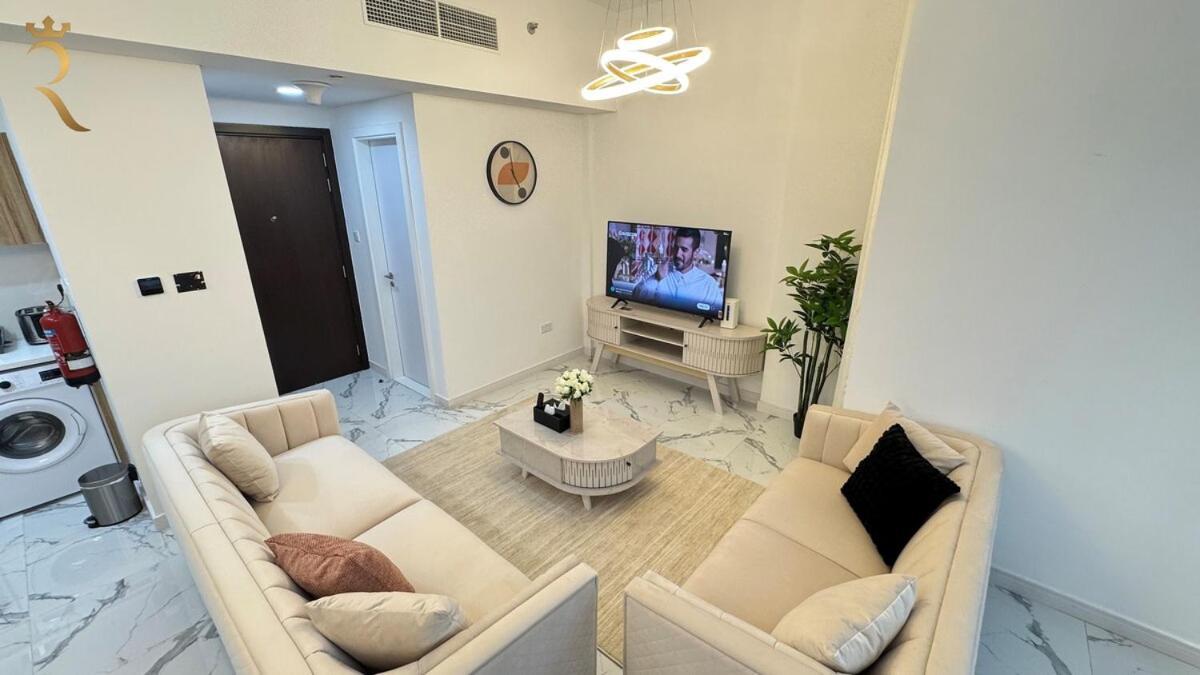 Masdar 2br Cozy Family Escape Pool Access Apartment *