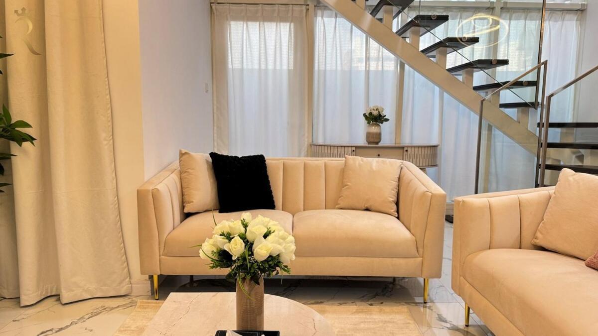 Masdar 2br Cozy Family Escape Pool Access