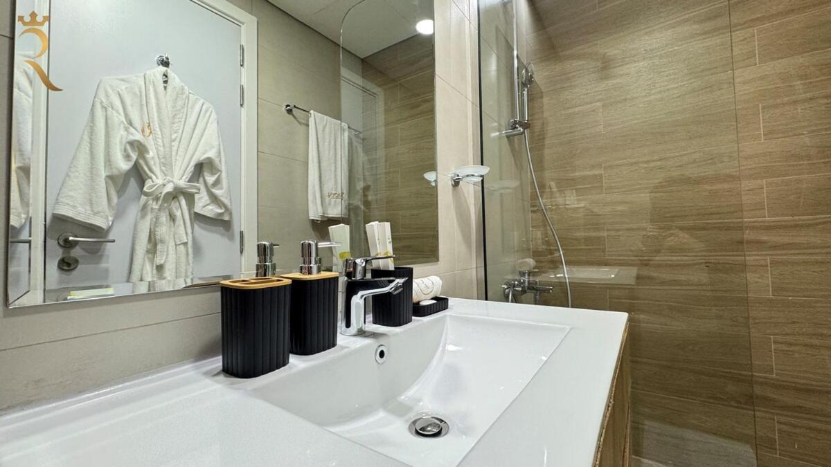 Masdar 2br Cozy Family Escape Pool Access