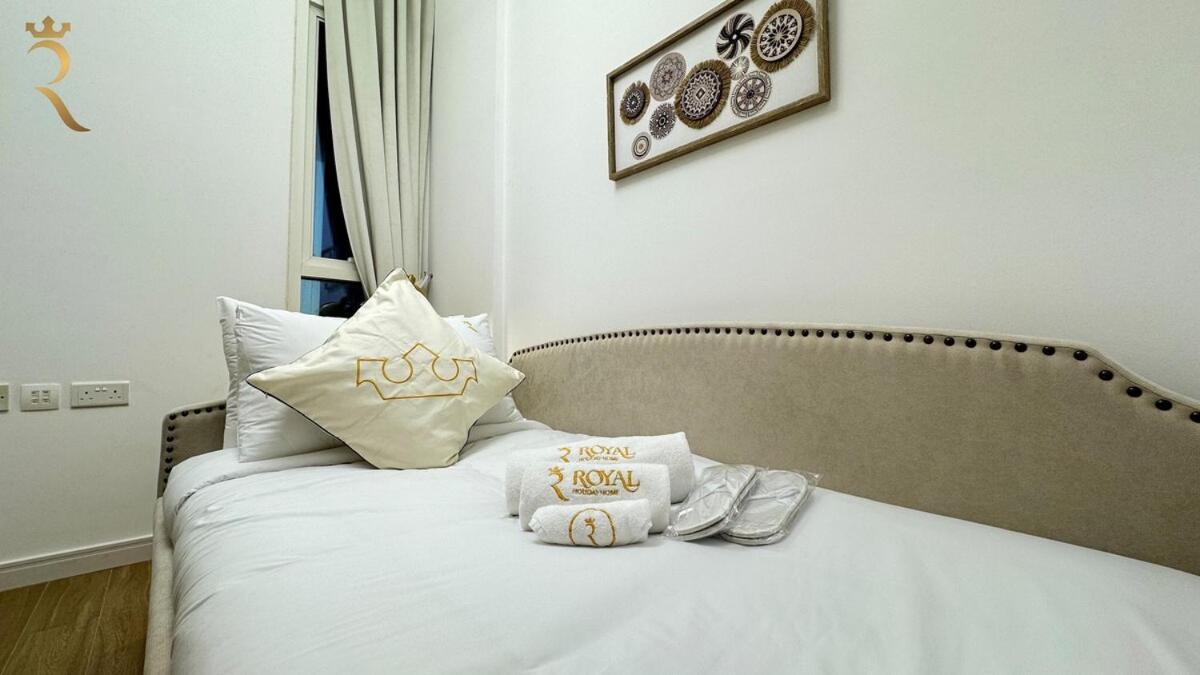 Masdar 2br Cozy Family Escape Pool Access Apartment Abu Dhabi